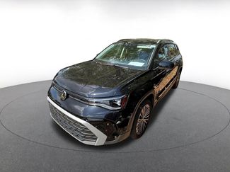 Used 2025 Volkswagen Taos SE video 2