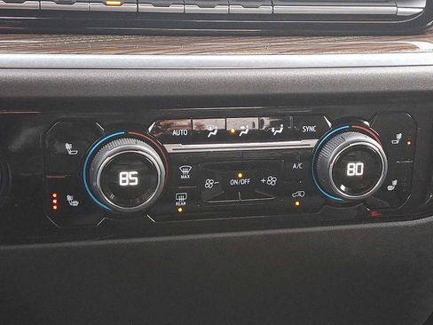 Used 2022 Chevrolet Silverado 1500 LT image 15