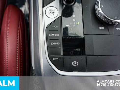 Used 2022 BMW 330i Sedan w/ Driving Assistance Package image 44