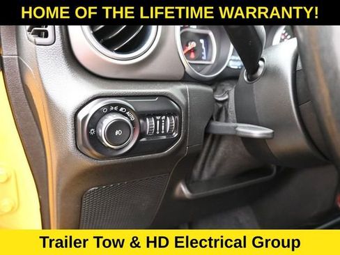 Used 2018 Jeep Wrangler Unlimited Rubicon w/ Cold Weather Group AWD/4WD image 16