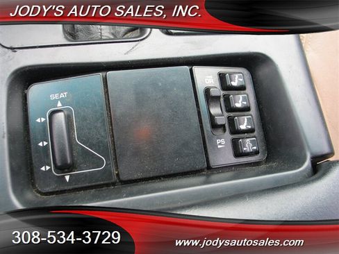 Used 1996 Chevrolet Corvette Convertible RWD image 17