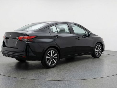 Used 2025 Nissan Versa SV FWD image 9
