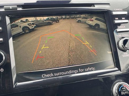 Used 2020 Nissan Murano SV FWD image 18