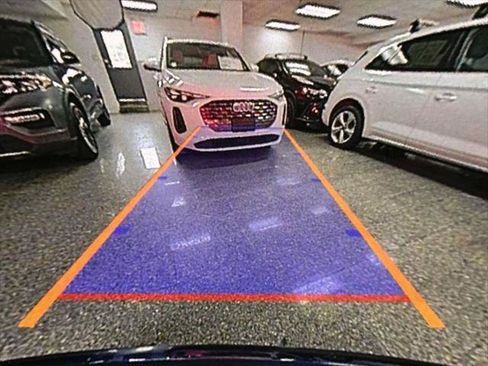 Used 2023 Audi Q3 2.0T Premium Plus w/ Premium Plus Package AWD/4WD image 28