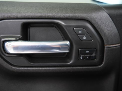 Used 2022 GMC Sierra 1500 AT4 w/ AT4 Premium Package AWD/4WD image 26