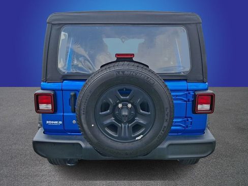Used 2021 Jeep Wrangler Unlimited Sport AWD/4WD image 5