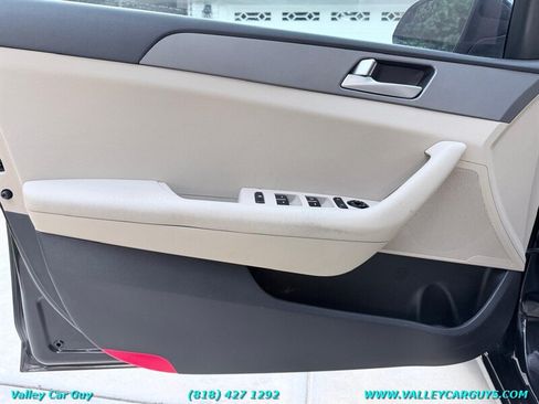 Used 2015 Hyundai Sonata SE FWD image 25