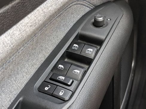 Used 2024 Jeep Compass Latitude AWD/4WD image 23