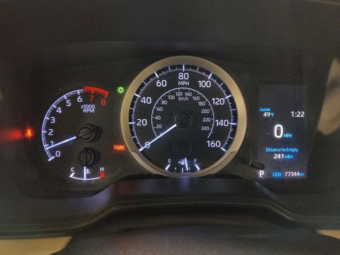 Used 2020 Toyota Corolla LE image 23