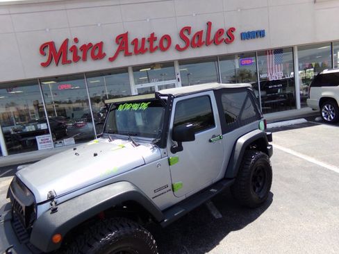 Used 2014 Jeep Wrangler Sport AWD/4WD image 5
