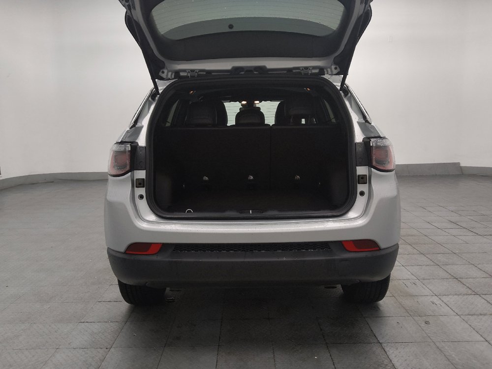 Used 2024 Jeep Compass Latitude AWD/4WD image 29