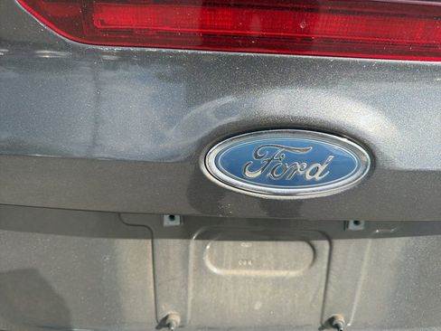 Used 2016 Ford Focus SE FWD image 14