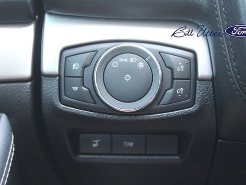 Used 2017 Ford Explorer Platinum AWD/4WD image 23