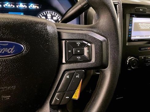 Used 2016 Ford F150 XLT image 19