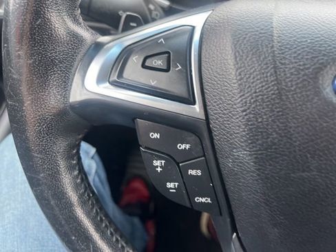 Used 2017 Ford Edge Titanium image 31