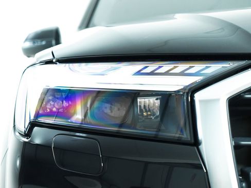 New 2025 Audi Q7 3.0T Prestige image 11