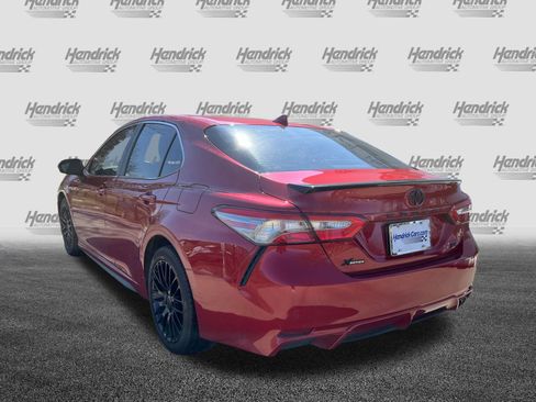 Used 2019 Toyota Camry SE image 9