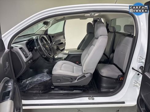 Used 2018 Chevrolet Colorado W/T w/ WT Convenience Package image 6