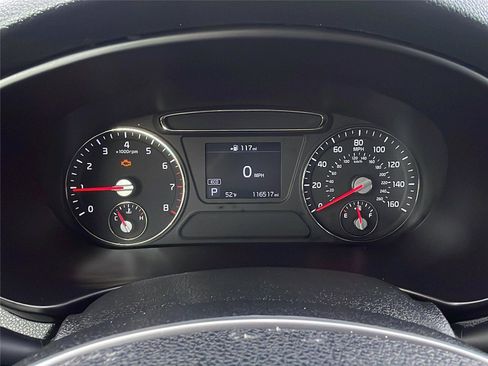 Used 2020 Kia Sorento AWD V6 image 24