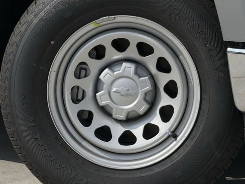 New 2026 Chevrolet Silverado 1500 W/T w/ WT Safety Package RWD image 9