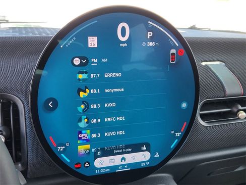 Used 2025 MINI Cooper 2-Door Hardtop image 14