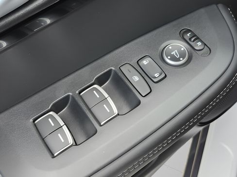 Used 2025 Acura ADX FWD image 41