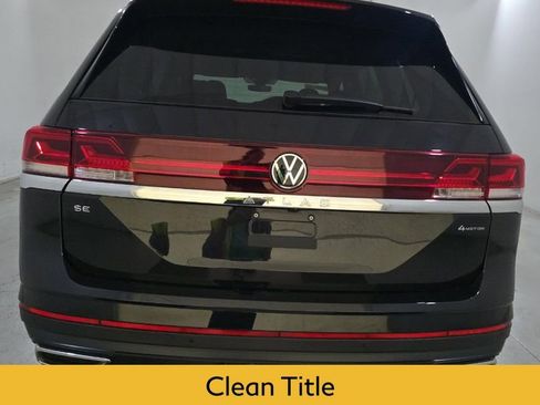 Used 2024 Volkswagen Atlas SE image 5