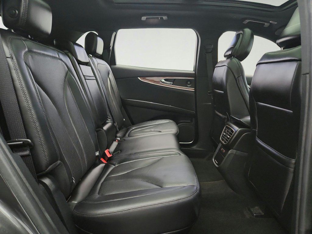 Used 2020 Lincoln Nautilus Reserve w/ Cargo Utility Package AWD/4WD image 34