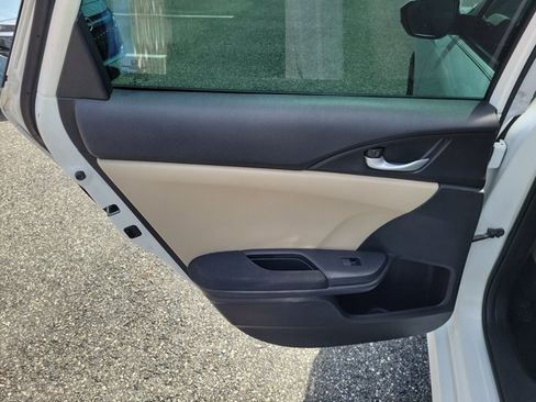Used 2016 Honda Civic EX-T image 12