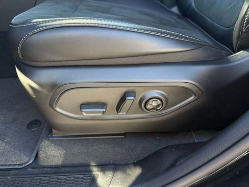 New 2026 Jeep Grand Cherokee Altitude image 28