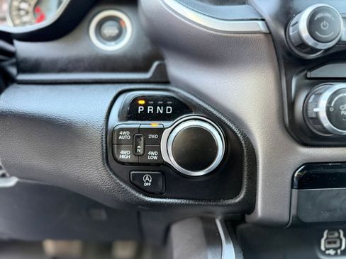 Used 2022 RAM 1500 Big Horn AWD/4WD image 17