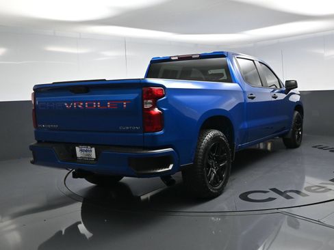 Used 2022 Chevrolet Silverado 1500 Custom AWD/4WD image 9