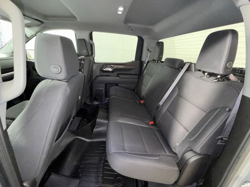 Used 2024 Chevrolet Silverado 1500 LT image 24