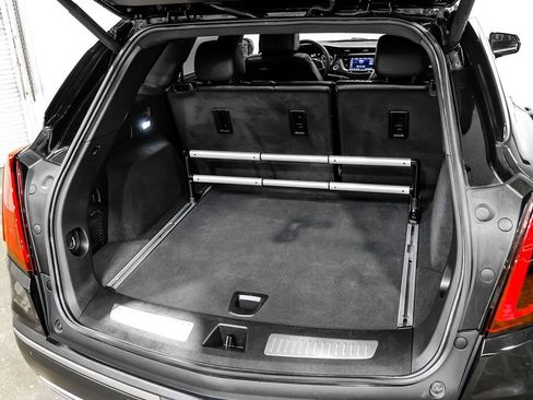 Used 2025 Cadillac XT5 Premium Luxury FWD image 58