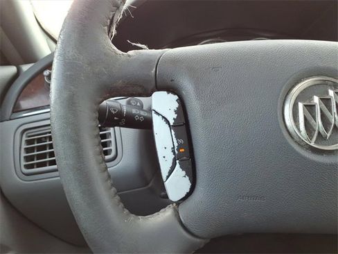 Used 2007 Buick LaCrosse CX w/ Chrome Enhancement Package image 15