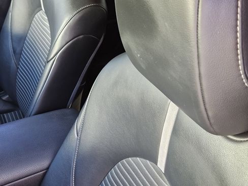 Used 2023 Toyota Camry SE image 30