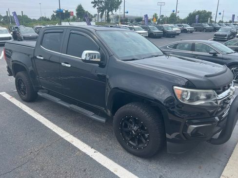 Used 2021 Chevrolet Colorado LT w/ LT Convenience Package RWD image 6
