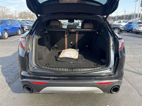 Used 2024 Alfa Romeo Stelvio Ti image 25
