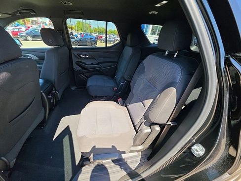Used 2023 Chevrolet Traverse LT AWD/4WD image 23