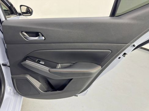 Used 2023 Nissan Altima 2.5 SR w/ SR Premium Package image 40