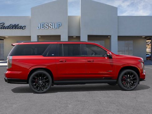 New 2026 Cadillac Escalade ESV V AWD/4WD image 5