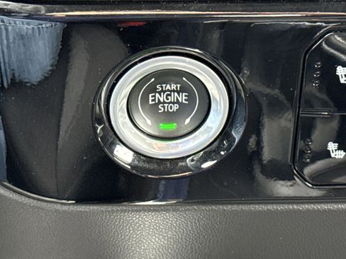 Used 2023 Chevrolet Silverado 1500 RST image 16