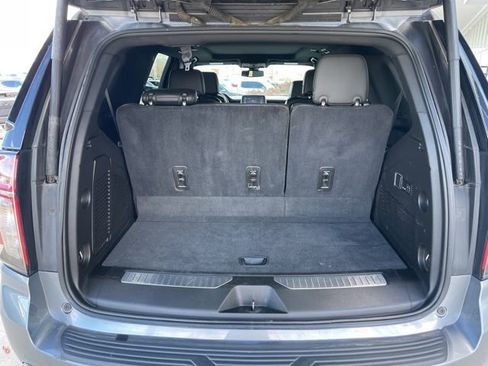 Used 2021 Chevrolet Tahoe Z71 w/ Z71 Signature Package image 17