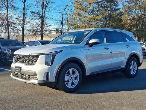 New 2026 Kia Sorento LX image 2