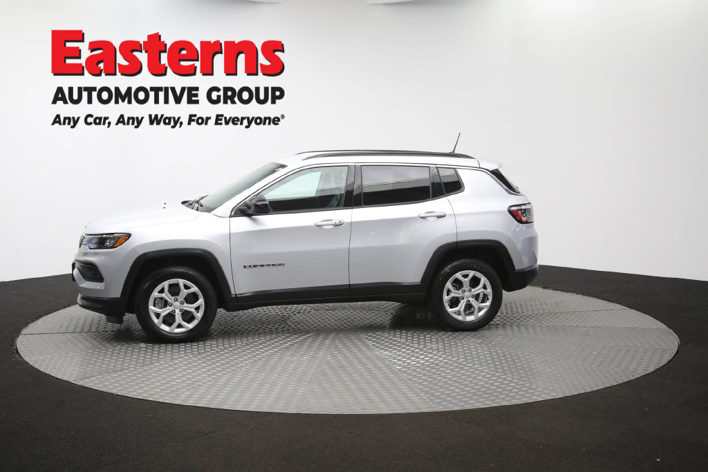 Used 2024 Jeep Compass Latitude AWD/4WD image 62