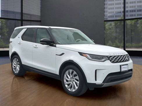 Used 2025 Land Rover Discovery S AWD/4WD image 10