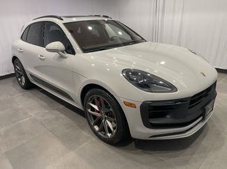 Used 2025 Porsche Macan GTS AWD/4WD video 3