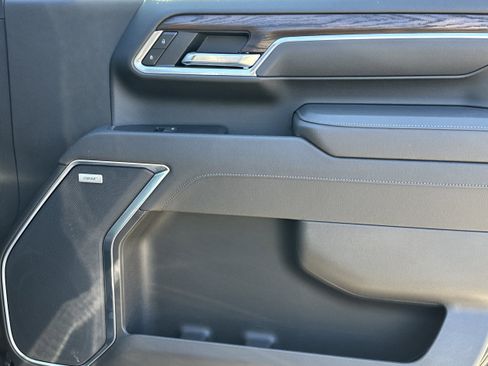 New 2025 GMC Sierra 2500 SLT w/ Texas SLT Premium Package image 14