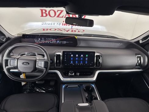 New 2025 Ford Expedition Max Platinum w/ Stealth Appearance Package image 9