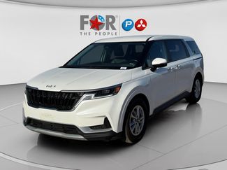 Used 2023 Kia Carnival LX video 1